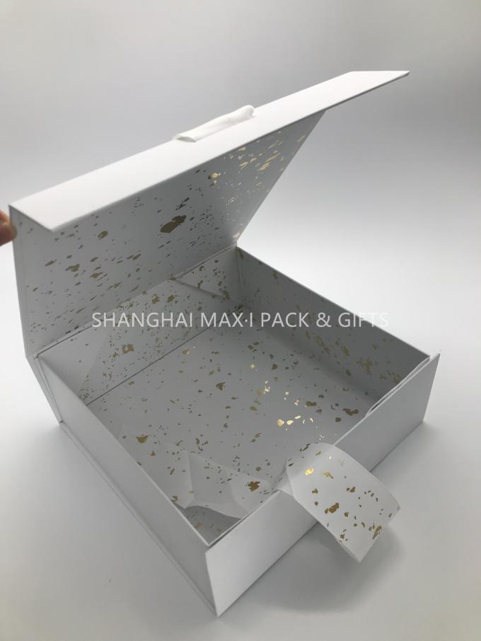 Petits/grands boîte-cadeau blancs simples de carton avec le ruban de couvercles cintrent l'estampillage chaud de feuille d'or